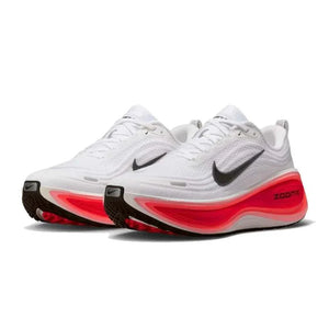 Nike VOMERO PLUS حذاء الجري على الطرق للرجال.