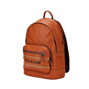Side angle view of an original Coach brown genuine leather backpack showing front zipped pocket and structured design for school essentials.
عرض من الزاوية الجانبية لحقيبة ظهر كوتش أصلية من الجلد الطبيعي بني يوضح الجيب الأمامي ذو السحاب والتصميم المتين لمستلزمات المدرسة.