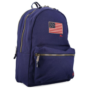 Side profile view of an authentic Polo Ralph Lauren navy blue backpack showing front compartment zip and spacious interior.
عرض جانبي لحقيبة ظهر Polo Ralph Lauren باللون الكحلي أصلية يوضح سحاب الجيب الأمامي والمساحة الداخلية الواسعة