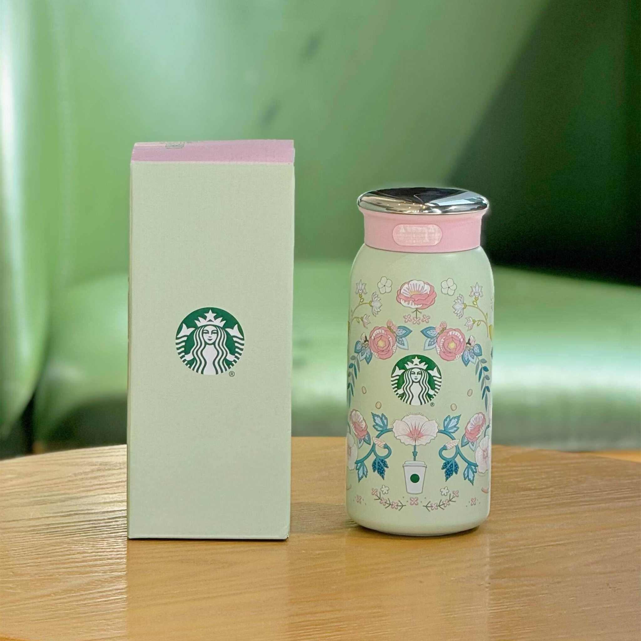 كوب Starbucks بتصميم Floral وألوان Pastel مميزة.