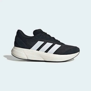 Adidas أحذية  للجري والاستخدام اليومي للرجال والنساء.