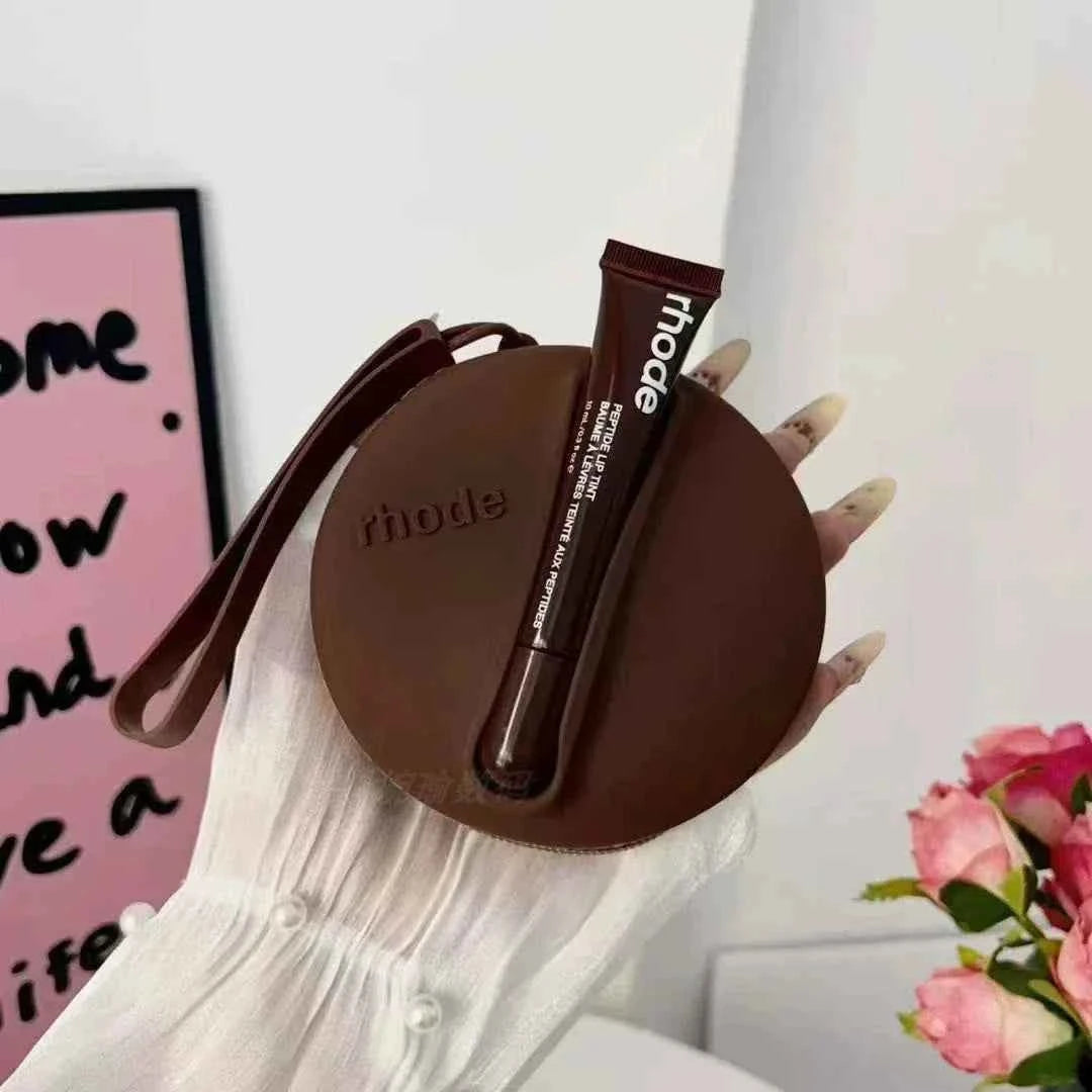 Rhode Beauty  Peptide Lip Tint مع حقيبة سيليكون مطابقة اللون رود.