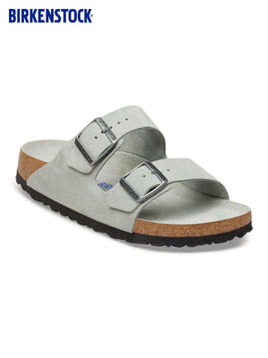 BIRKENSTOCK  Arizona double-button slippers.