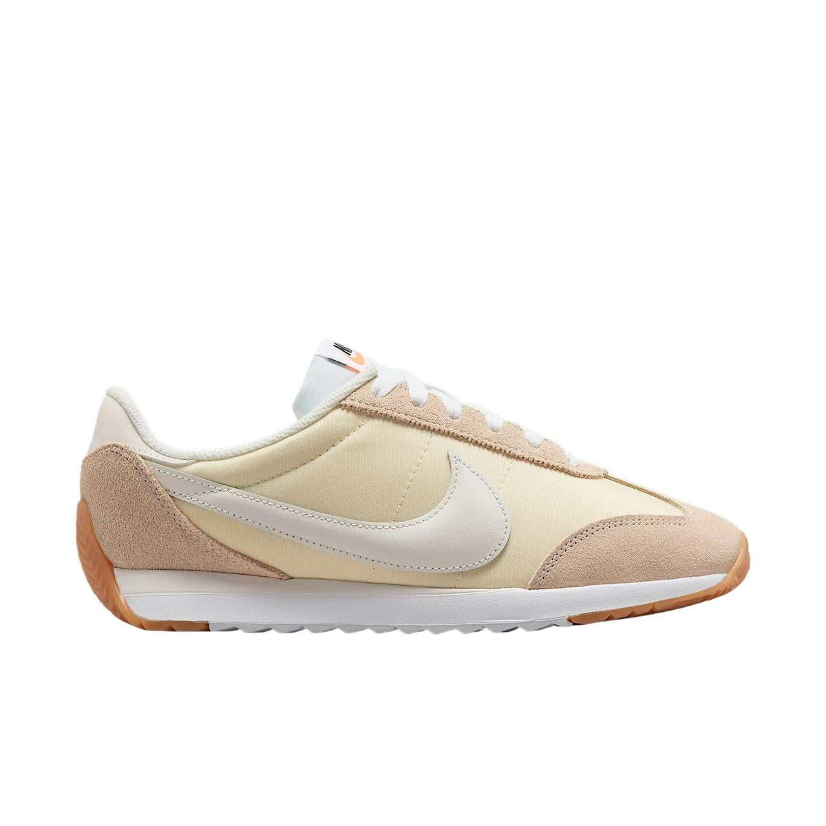 Original Nike Beige Suede Side View - حذاء نايك الأصلي بيج Suede من الجانب شوز نايك | nike schuhe | Nike Shoes