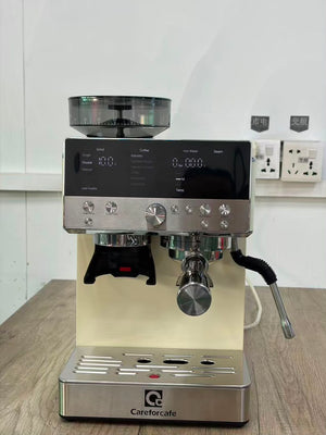 ماكينة تحضير اسبرسو منزلية Careforcafe باللون الكريمي front studio view.