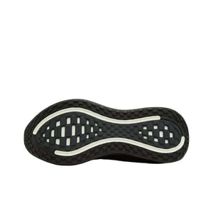 Nike Vomero Plus.