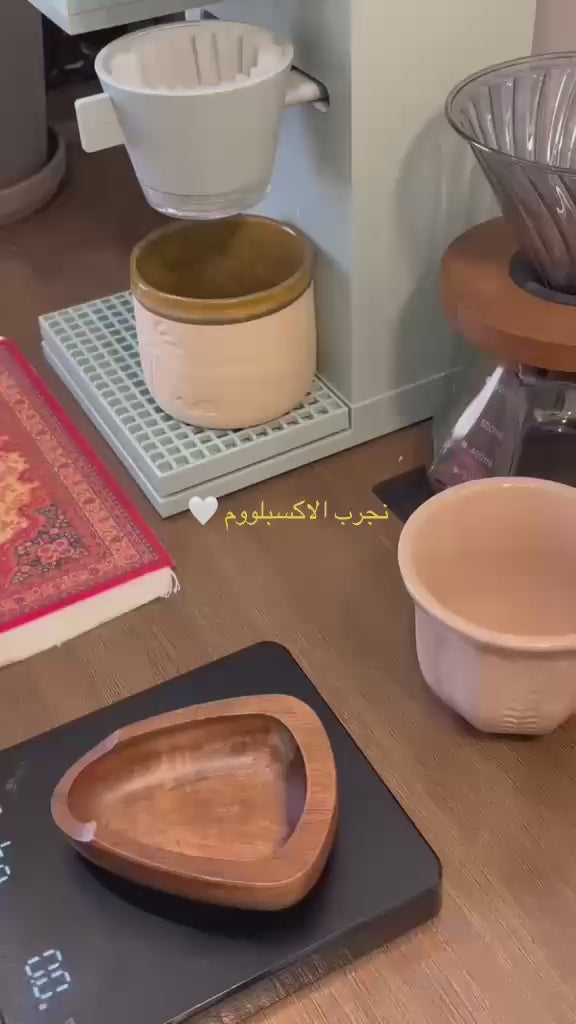 فيديو ماكينة xbloom studio الأخضر المريمي أثناء التحضير