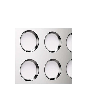 تفاصيل فتحات التهوية الدائرية الفضية لـ ماكينة قهوة Rocket APP TCA chrome circular vents detail.
